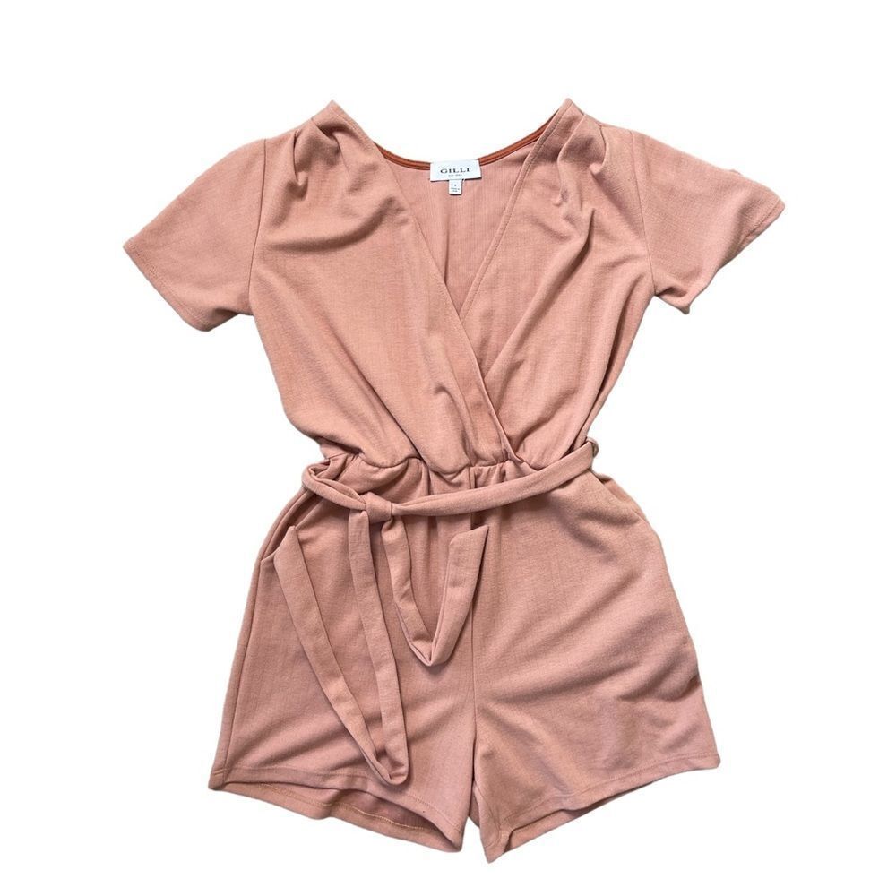 Gilli Surplice Faux Wrap Style Short Sleeve Romper in Salmon Size Small